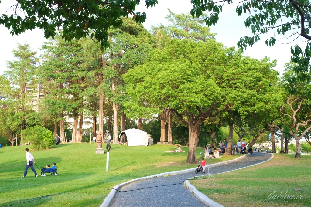 豐樂雕塑公園｜台灣第一座公立露天雕塑公園，台中捷運步行5分鐘抵達 @飛天璇的口袋