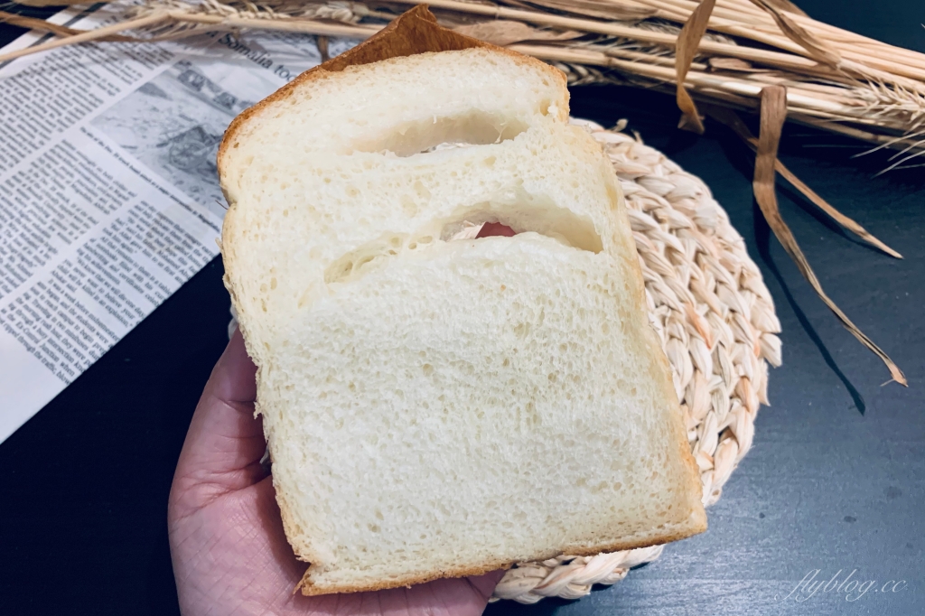 台中烏日|楽珈 Coffee Roaster,咖啡甜點和麵包都很有水準,值得為了一杯咖啡專程跑一趟 @飛天璇的口袋 台中烏日|楽珈 Coffee Roaster,咖啡甜點和麵包都很有水準,值得為了一杯咖啡專程跑一趟 @飛天璇的口袋