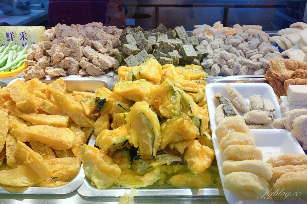 台中北區｜達蔬蔬食炸物．北平路素食鹽酥雞推薦，種類選擇性多而且不油膩 @飛天璇的口袋