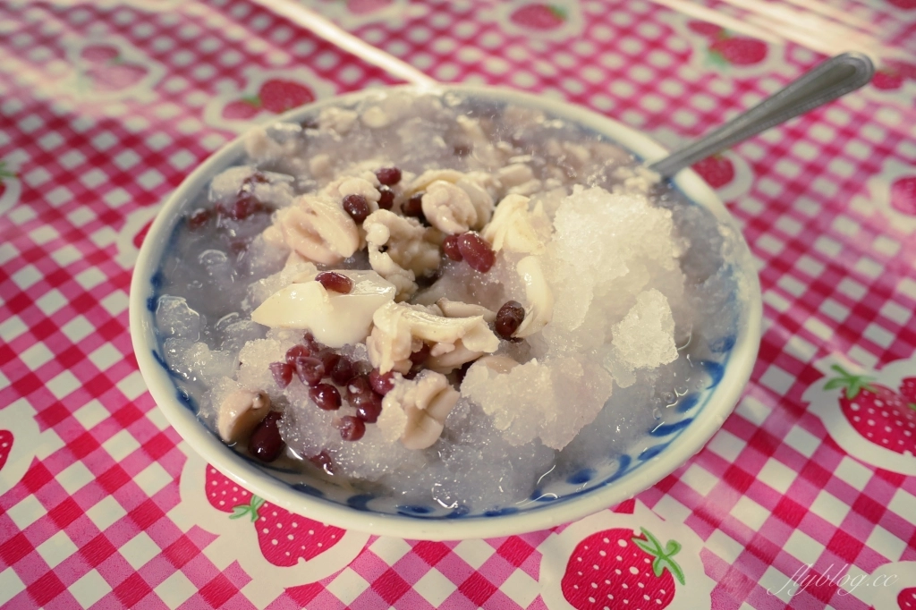 台中中區｜四季春甜食店．台中最老的冰品店，第二市場百年老店 @飛天璇的口袋