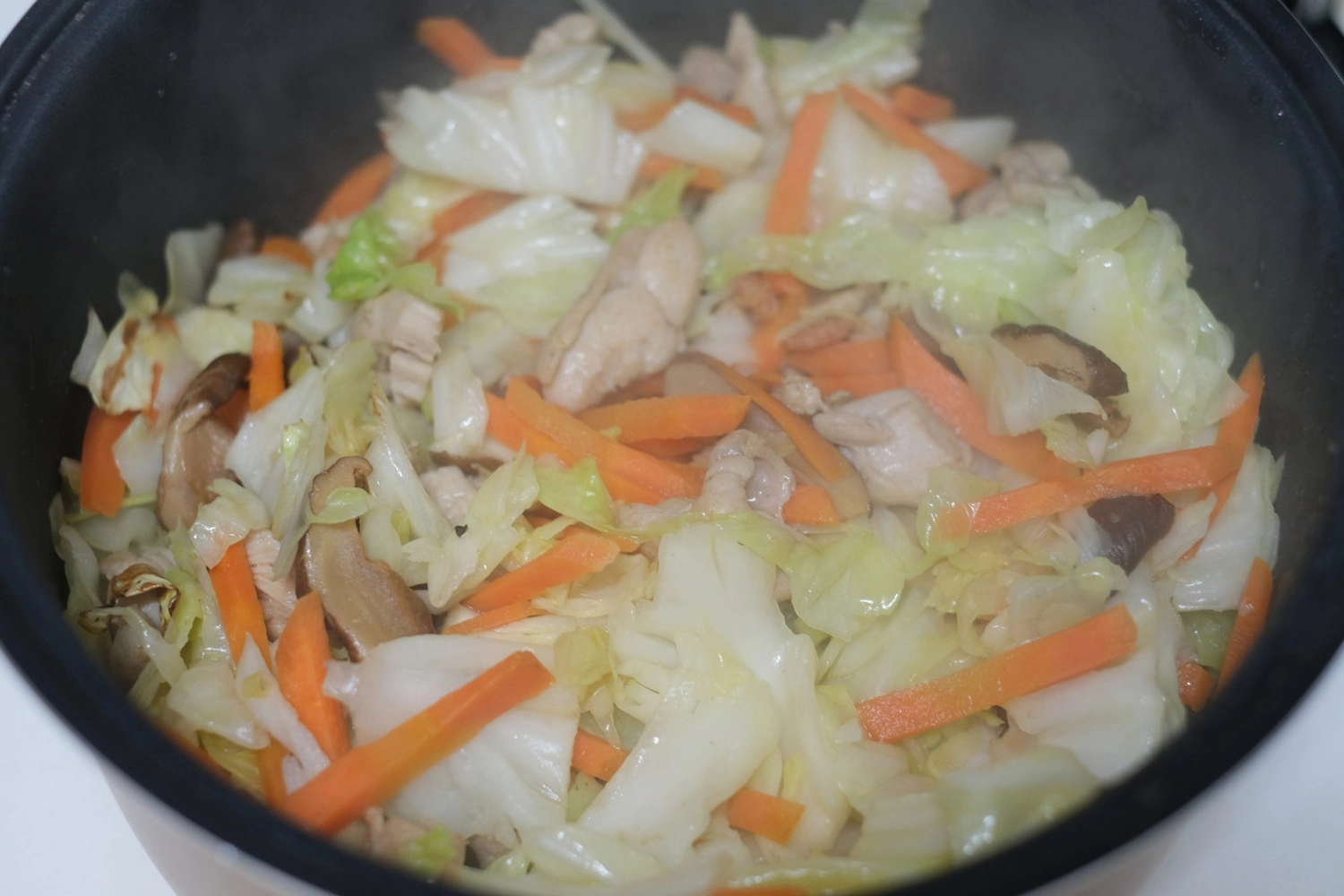 食譜分享｜高麗菜飯做法．用電鍋就可以，古早味高麗菜飯輕鬆上鍋 @飛天璇的口袋