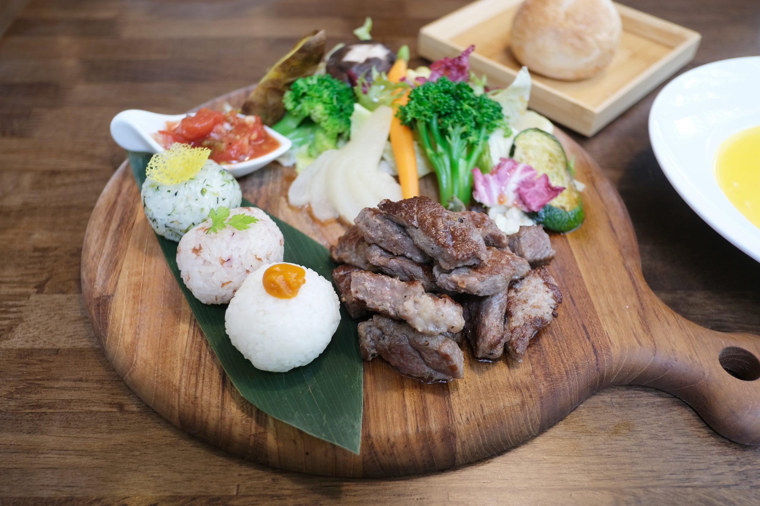 台中南屯｜台中最精華生活圈，超越台中七期｜南屯一日遊｜逛商場公園吃美食，南屯美食景點推薦 @飛天璇的口袋