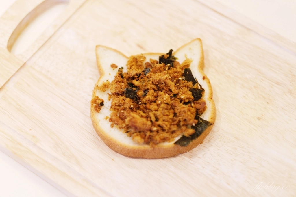 甜點食譜｜雲朵吐司作法｜美美的雲朵吐司，早上吃了心情好 @飛天璇的口袋