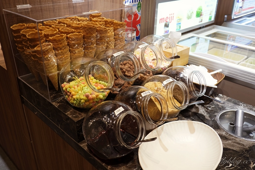 台中北屯｜本格和牛燒肉放題崇德店．築間燒肉吃到飽新品牌，588元以上火烤兩吃 @飛天璇的口袋