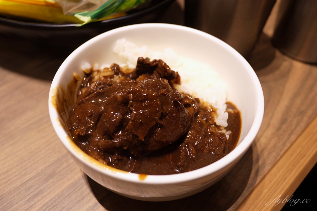 台中北屯｜本格和牛燒肉放題崇德店．築間燒肉吃到飽新品牌，588元以上火烤兩吃 @飛天璇的口袋