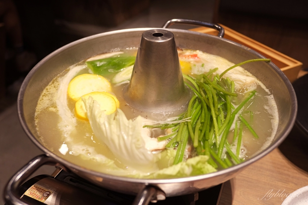 台中北屯｜本格和牛燒肉放題崇德店．築間燒肉吃到飽新品牌，588元以上火烤兩吃 @飛天璇的口袋