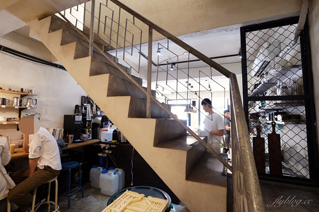 台中西區｜Coffee Stopover，隱身在模範街巷弄裡的咖啡館，台灣最棒25間咖啡館之一 @飛天璇的口袋