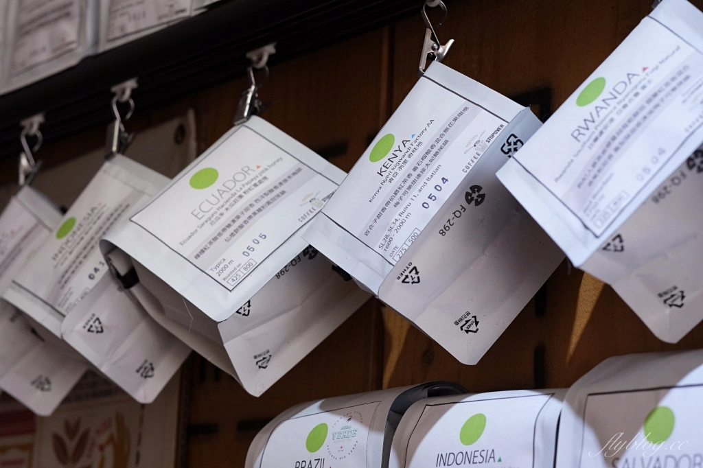 台中西區｜Coffee Stopover，隱身在模範街巷弄裡的咖啡館，台灣最棒25間咖啡館之一 @飛天璇的口袋