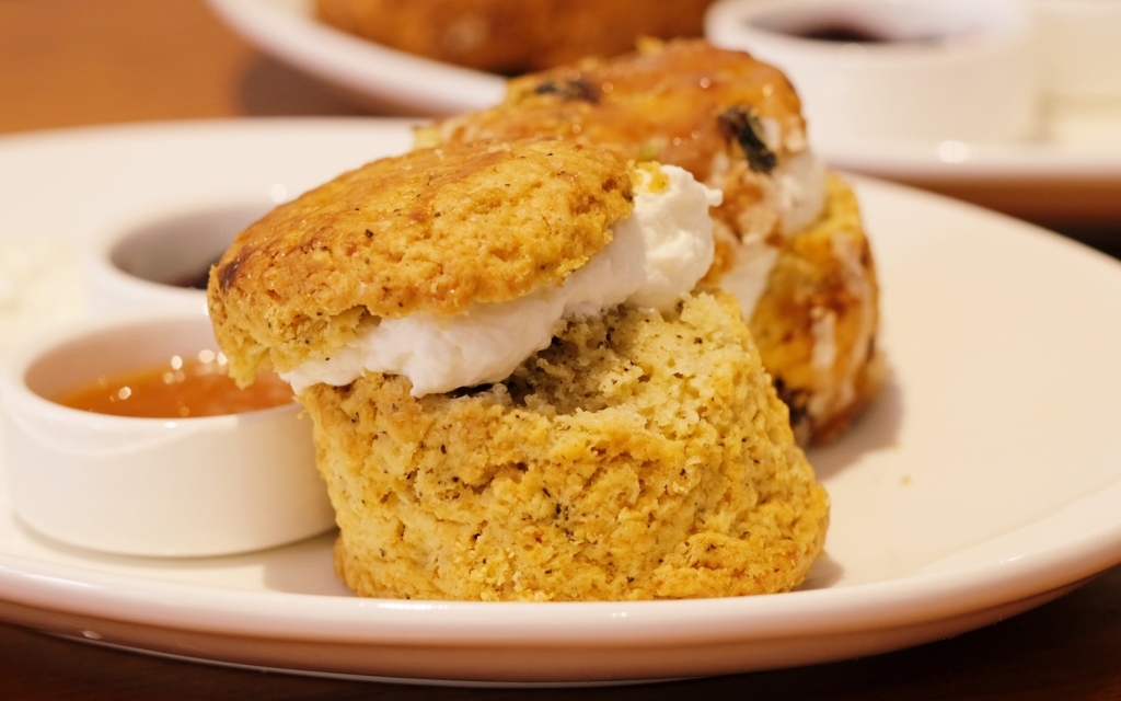 悄悄好食台中店｜台北超人氣司康專賣店進駐台中，不定期司康、可頌等產品快閃 @飛天璇的口袋