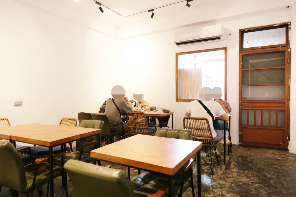 悄悄好食台中店｜台北超人氣司康專賣店進駐台中，不定期司康、可頌等產品快閃 @飛天璇的口袋