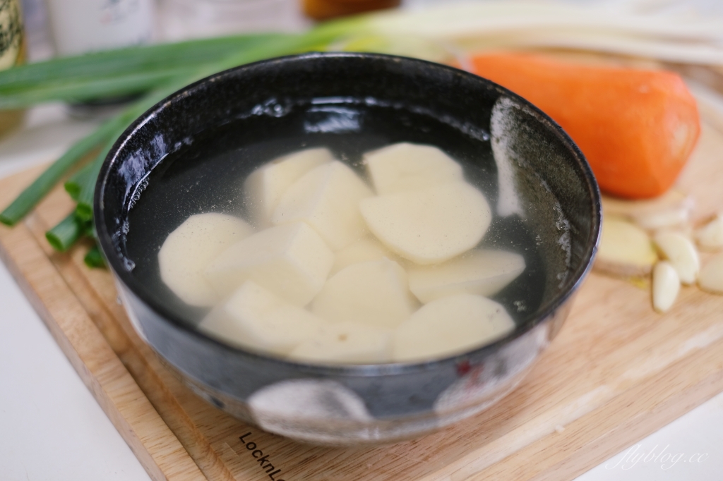 食譜分享｜馬鈴薯燒雞做法，20分鐘做好馬鈴薯燒雞，超下飯當成便當菜也適合 @飛天璇的口袋