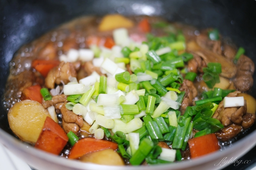 食譜分享｜馬鈴薯燒雞做法，20分鐘做好馬鈴薯燒雞，超下飯當成便當菜也適合 @飛天璇的口袋