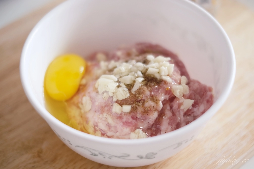 豆腐漢堡排做法｜讓小孩子秒殺的「漢堡排食譜」，高蛋白又營養的減脂盛品 @飛天璇的口袋