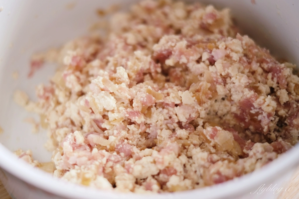 豆腐漢堡排做法｜讓小孩子秒殺的「漢堡排食譜」，高蛋白又營養的減脂盛品 @飛天璇的口袋