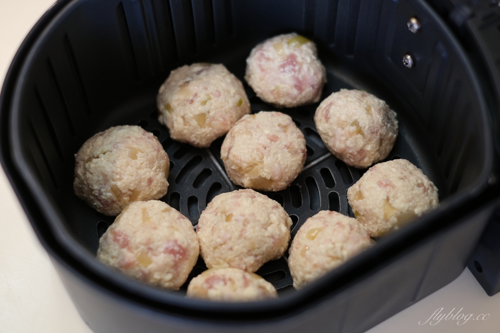 豆腐豬肉丸做法｜氣炸也可以輕鬆出菜，養生又減脂的「豆腐豬肉丸食譜」在這裡 @飛天璇的口袋