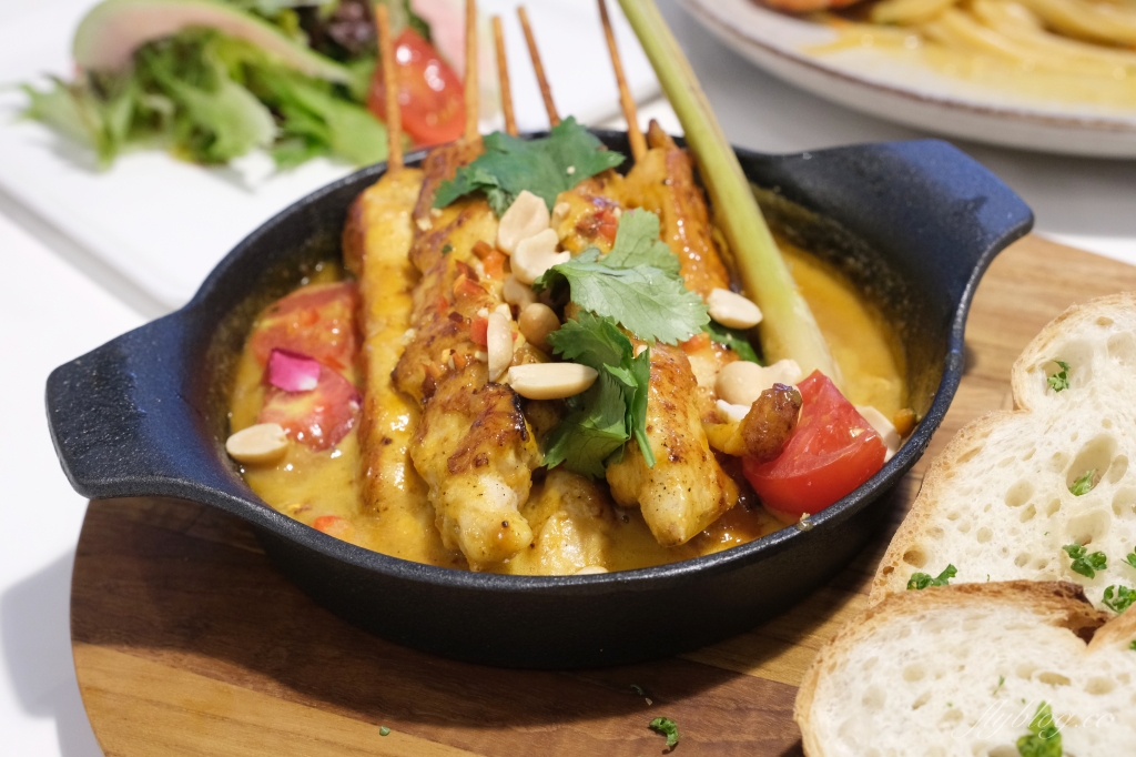 一物立方Cubix Cafe｜七期超美純白玻璃屋建築，隱身商辦大樓的早午餐店 @飛天璇的口袋