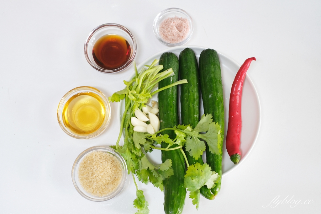 涼拌小黃瓜做法|居家輕鬆做「醃小黃瓜食譜」,食材簡單5分鐘就完成 @飛天璇的口袋 涼拌小黃瓜做法|居家輕鬆做「醃小黃瓜食譜」,食材簡單5分鐘就完成 @飛天璇的口袋
