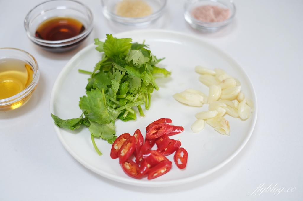 涼拌小黃瓜做法|居家輕鬆做「醃小黃瓜食譜」,食材簡單5分鐘就完成 @飛天璇的口袋 涼拌小黃瓜做法|居家輕鬆做「醃小黃瓜食譜」,食材簡單5分鐘就完成 @飛天璇的口袋