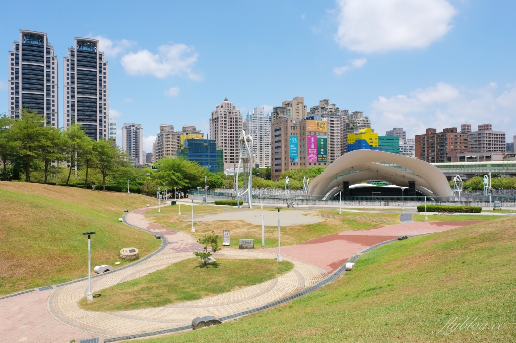 文心森林公園|戶外圓滿劇場、12感官遊戲設施、溜冰場、寵物專區 @飛天璇的口袋 文心森林公園|戶外圓滿劇場、12感官遊戲設施、溜冰場、寵物專區 @飛天璇的口袋