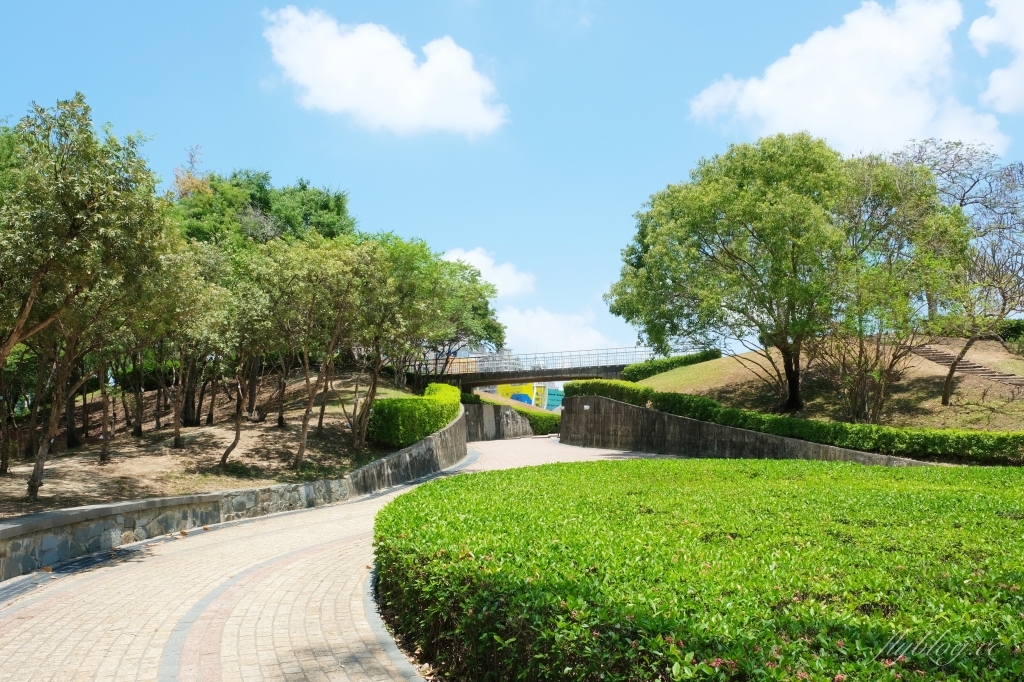 文心森林公園|戶外圓滿劇場、12感官遊戲設施、溜冰場、寵物專區 @飛天璇的口袋 文心森林公園|戶外圓滿劇場、12感官遊戲設施、溜冰場、寵物專區 @飛天璇的口袋