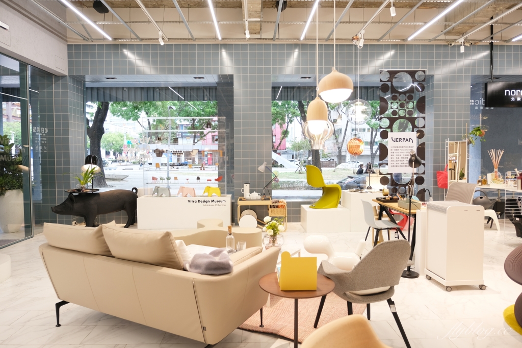 【台中西區】 VWIII草悟道：世界沖煮賽冠軍王策咖啡廳，台中店座落於勤美草悟道旁 @飛天璇的口袋