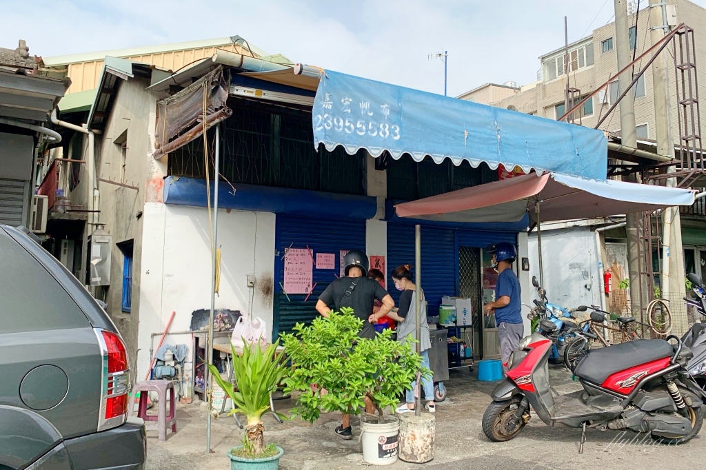 台中東區｜育英路阿婆飯糰，超大飯糰一顆飯糰，飽到中午也吃不下了 @飛天璇的口袋