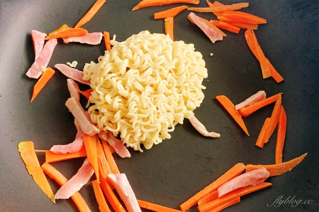 印尼炒泡麵做法|號稱史上最便宜的印尼炒泡麵怎麼做?一盤成本不到$20元輕鬆上桌 @飛天璇的口袋 印尼炒泡麵做法|號稱史上最便宜的印尼炒泡麵怎麼做?一盤成本不到$20元輕鬆上桌 @飛天璇的口袋