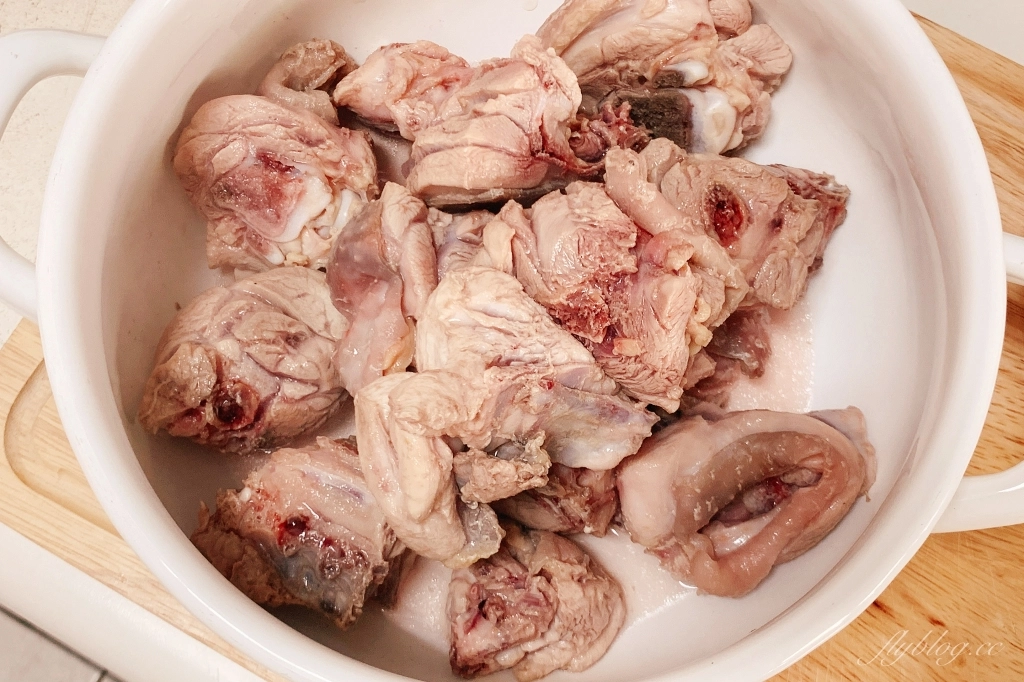 食譜分享｜蒜頭雞湯做法．阿基師版的食譜，簡單美味增加抵抗力 @飛天璇的口袋