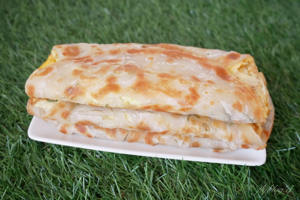 邱陳記酥皮蛋餅｜中美街人氣蛋餅店，現擀手工蛋餅就是最美味 @飛天璇的口袋