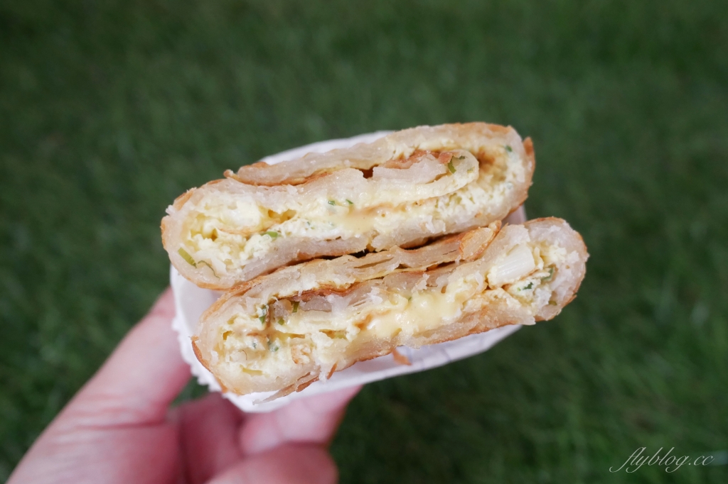 邱陳記酥皮蛋餅｜中美街人氣蛋餅店，現擀手工蛋餅就是最美味 @飛天璇的口袋