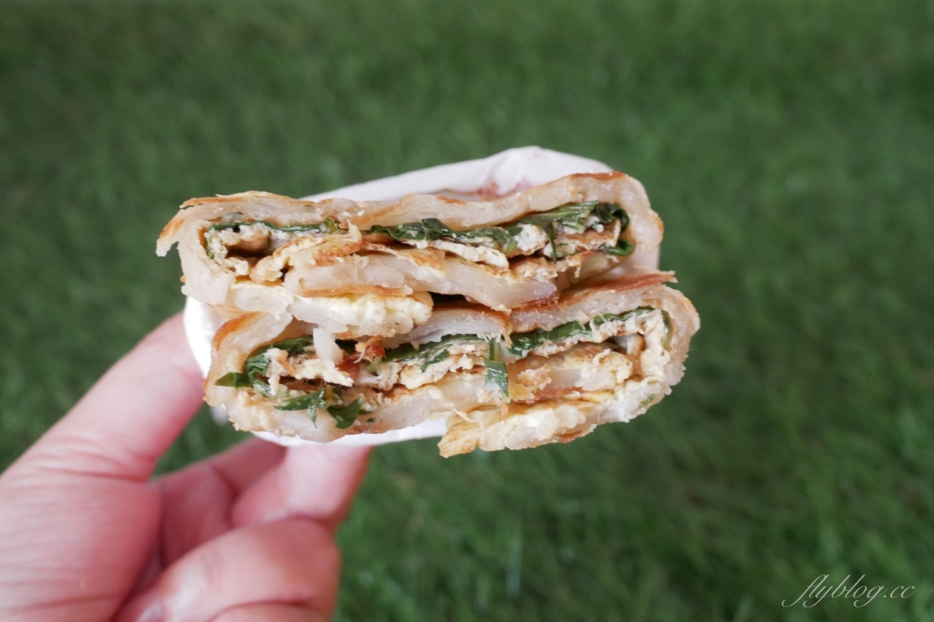 邱陳記酥皮蛋餅｜中美街人氣蛋餅店，現擀手工蛋餅就是最美味 @飛天璇的口袋