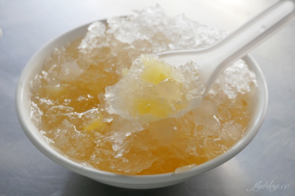 新竹北區｜葉大粒粉圓冰，新竹城隍廟百年美食，一碗$40元滿滿的好料 @飛天璇的口袋