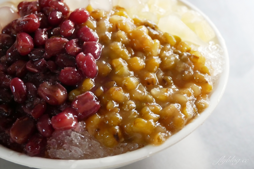 新竹北區｜葉大粒粉圓冰，新竹城隍廟百年美食，一碗$40元滿滿的好料 @飛天璇的口袋