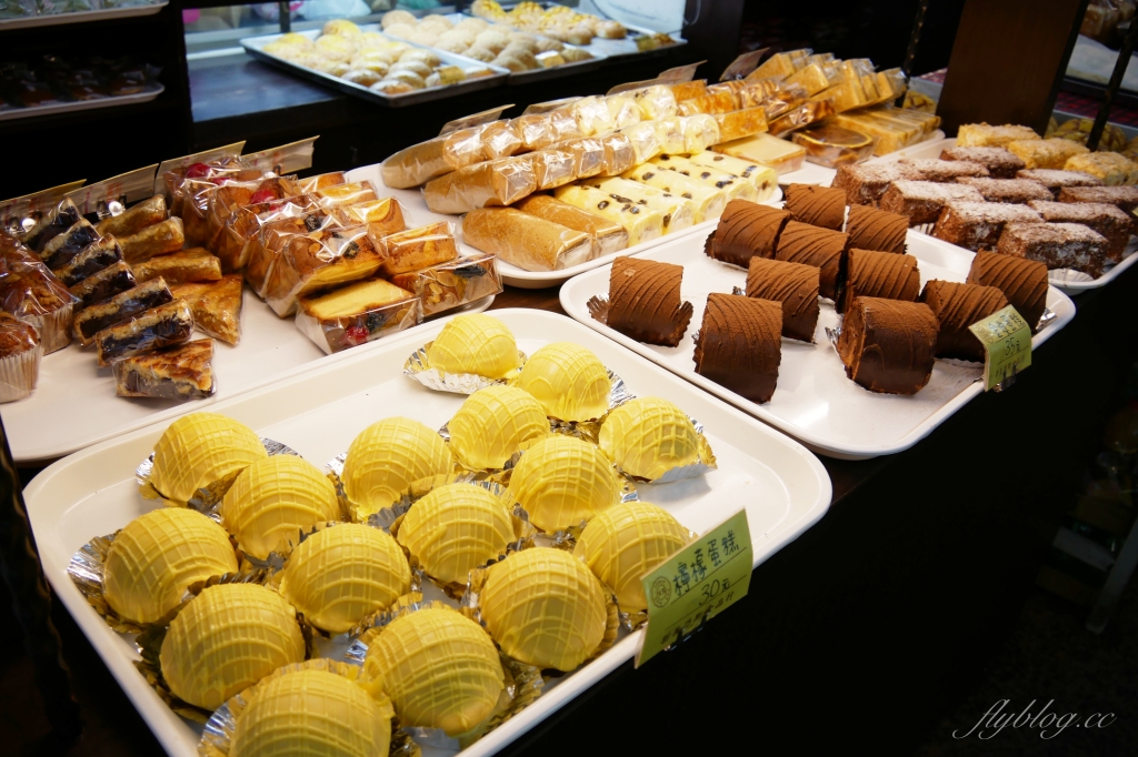 新竹東區｜新美乃斯食品行｜被麵包店耽誤的滷味行，菠蘿麵包也是推薦必買 @飛天璇的口袋