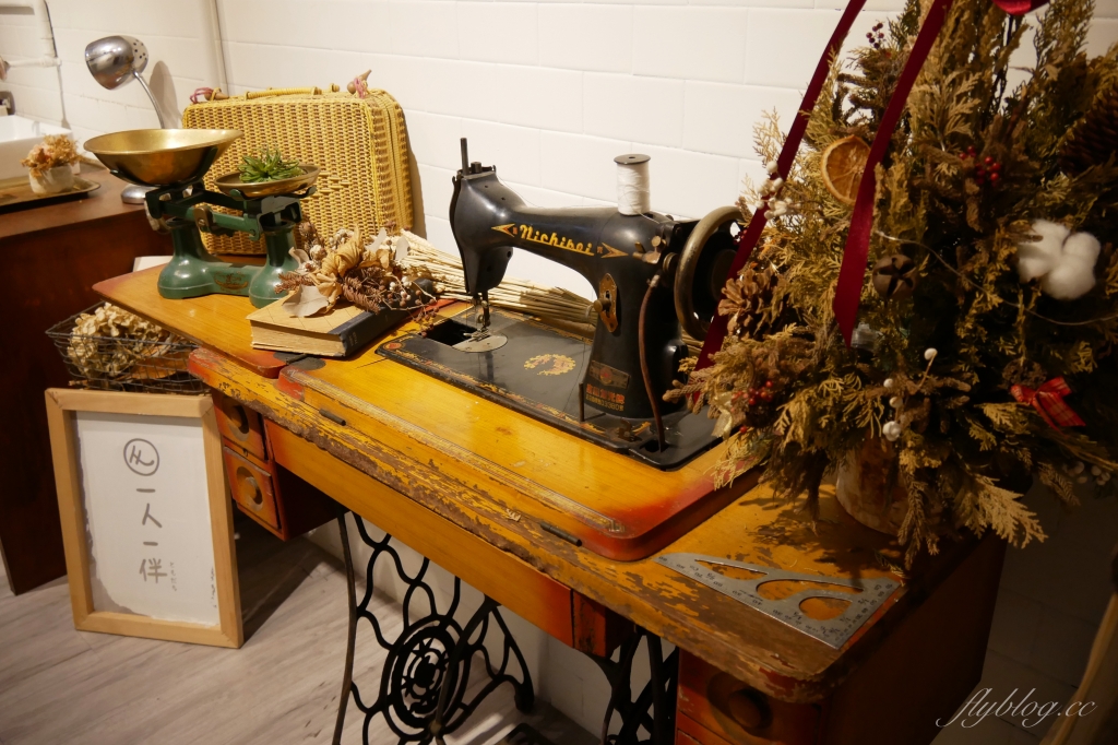 台中西區｜一人一伴 ともだち．老宅改建文青早午餐，台中教育大學商圈美食 @飛天璇的口袋