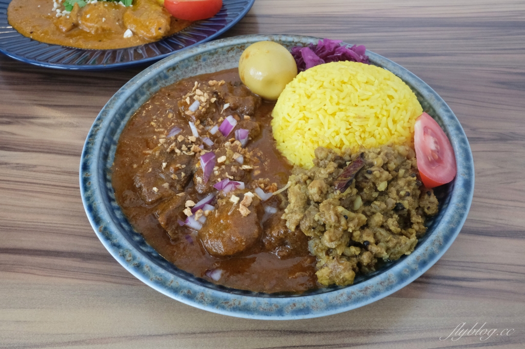 【台中北屯】文鳥咖哩：來自日本名古屋的型男主廚，好吃到差點把盤子也吞了！ @飛天璇的口袋