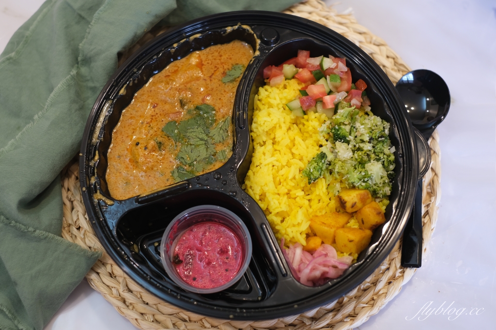 台中文鳥咖哩｜來自日本老闆的印度風咖哩，個人心中台中最好吃的咖哩 @飛天璇的口袋