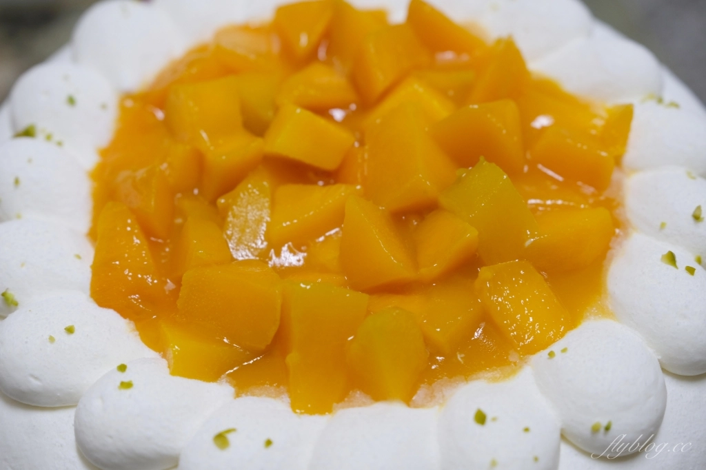 台中香榭烘焙坊|夏天就是要吃芒果蛋糕,北屯傳統老字號麵包店 @飛天璇的口袋 台中香榭烘焙坊|夏天就是要吃芒果蛋糕,北屯傳統老字號麵包店 @飛天璇的口袋