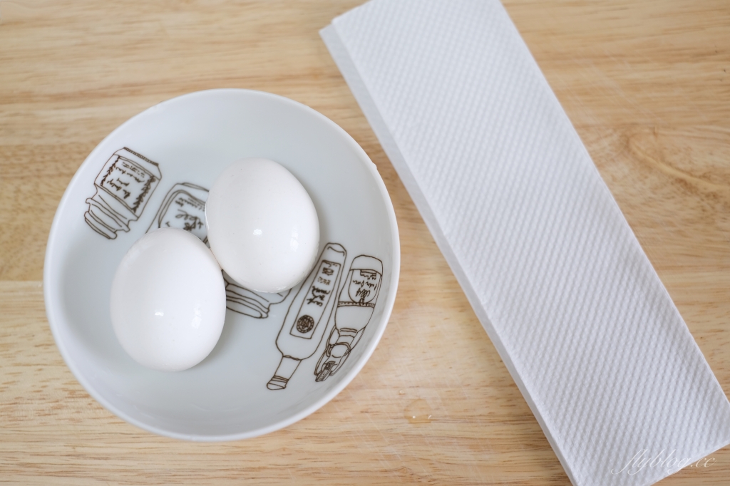 食譜分享｜大同電鍋水煮蛋做法．一張紙巾就可以，水煮蛋、半熟蛋、溏心蛋一鍵完成 @飛天璇的口袋