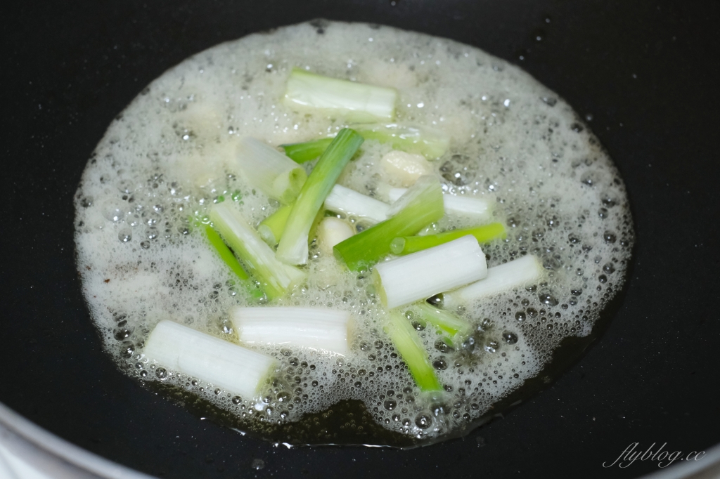 芋頭燒排骨做法｜芋頭控看過來！這樣「芋頭燒排骨食譜」超下飯 @飛天璇的口袋