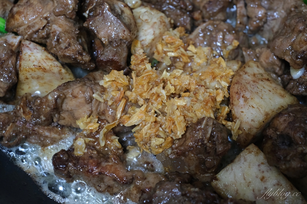 芋頭燒排骨做法｜芋頭控看過來！這樣「芋頭燒排骨食譜」超下飯 @飛天璇的口袋