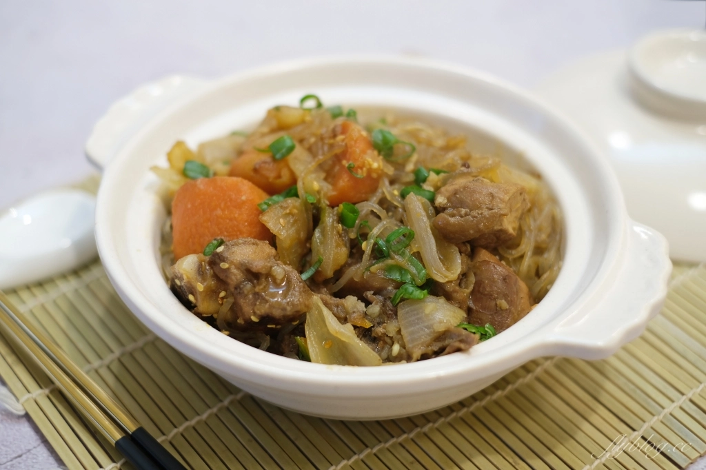 食譜分享｜安東燉雞做法．韓綜一日三餐裡的安東燉雞， 不用去韓國自己也能動手做 @飛天璇的口袋