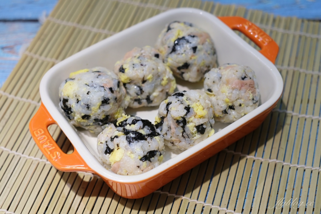 韓式拳頭飯糰做法｜可愛又營養的「韓式拳頭飯糰食譜」，可以親子同樂的簡單料理 @飛天璇的口袋