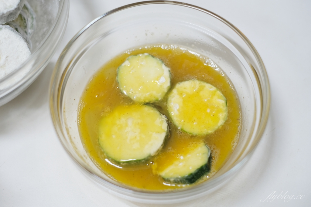 香煎櫛瓜做法｜零失敗的香煎櫛瓜食譜，口感變得又香又脆 @飛天璇的口袋