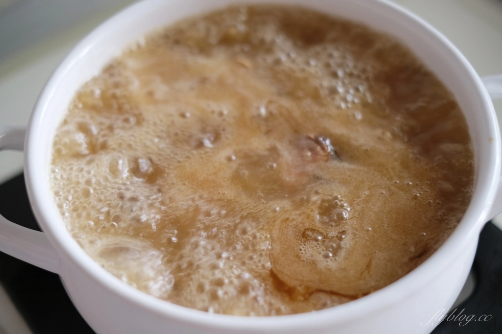 食譜分享｜麻油雞食譜．簡單的麻油雞做法，10分鐘就可以上桌 @飛天璇的口袋