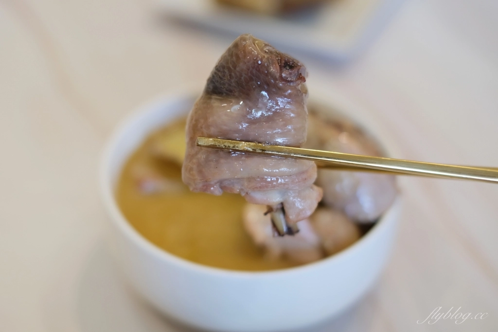 食譜分享｜麻油雞食譜．簡單的麻油雞做法，10分鐘就可以上桌 @飛天璇的口袋