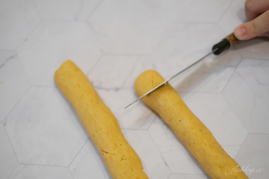 甜點食譜｜地瓜球做法｜外酥內Q的地瓜球怎麼做？簡單的地瓜球在家就可以完成 @飛天璇的口袋