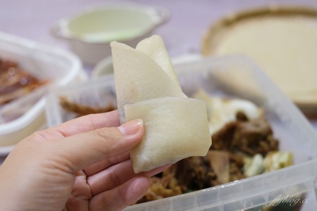 九合烤鴨太平店|九合烤鴨新包裝漂亮又有質感,加了高麗菜的炒鴨架 @飛天璇的口袋 九合烤鴨太平店|九合烤鴨新包裝漂亮又有質感,加了高麗菜的炒鴨架 @飛天璇的口袋