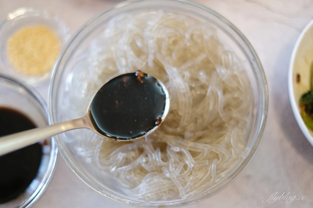 食譜分享｜復刻韓綜尹食堂2人氣餐點，韓式雜菜炒冬粉第一次煮就上手 @飛天璇的口袋