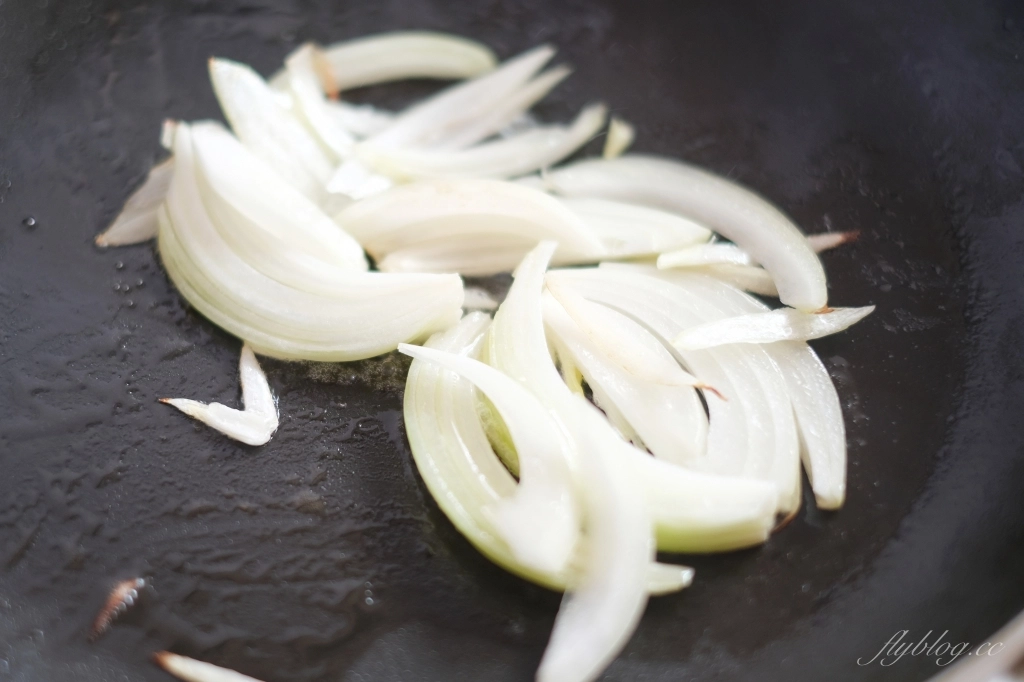 食譜分享｜復刻韓綜尹食堂2人氣餐點，韓式雜菜炒冬粉第一次煮就上手 @飛天璇的口袋